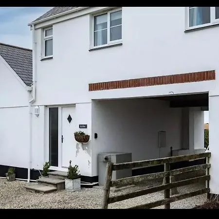 Spacious Home Sleeps 6 Short Walk To Port Isaac Village & Stunning Views Exterior foto